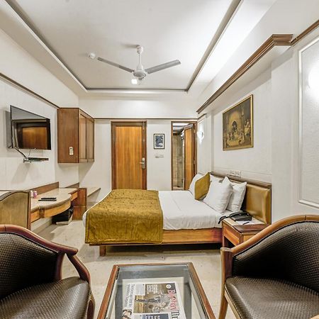 Regal Enclave Hotel Mumbai Exterior photo